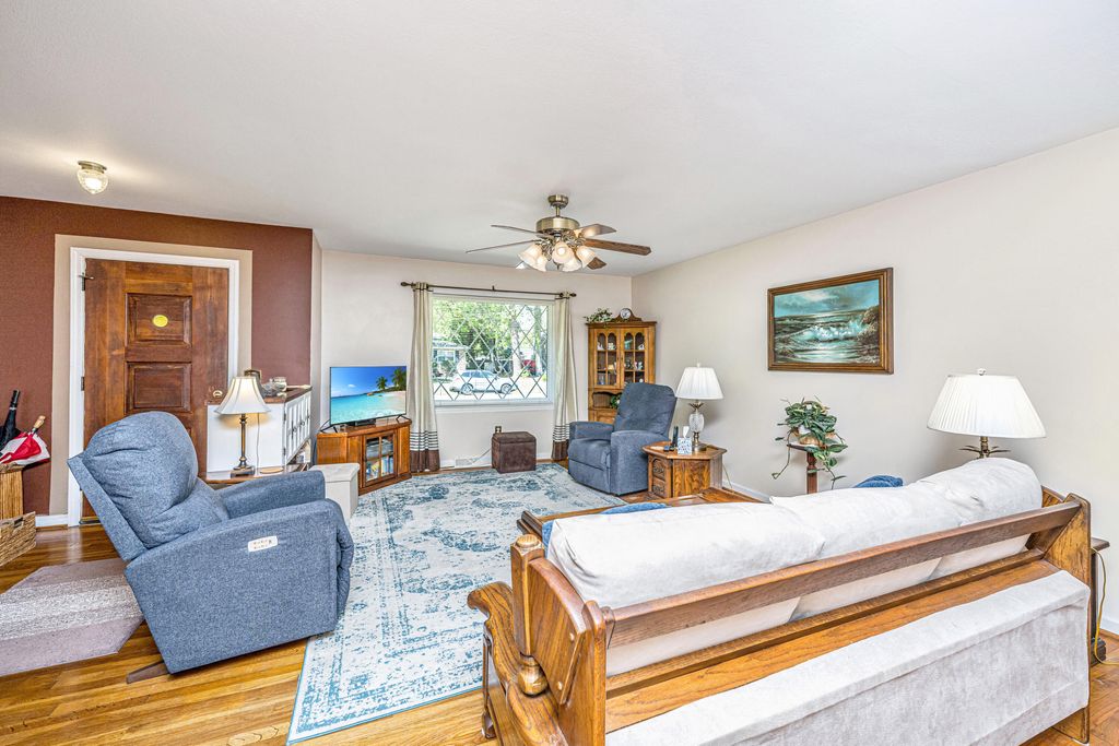 Photo of 1815 Biltmore Drive, Charleston, SC 29412 (MLS # 26009199)