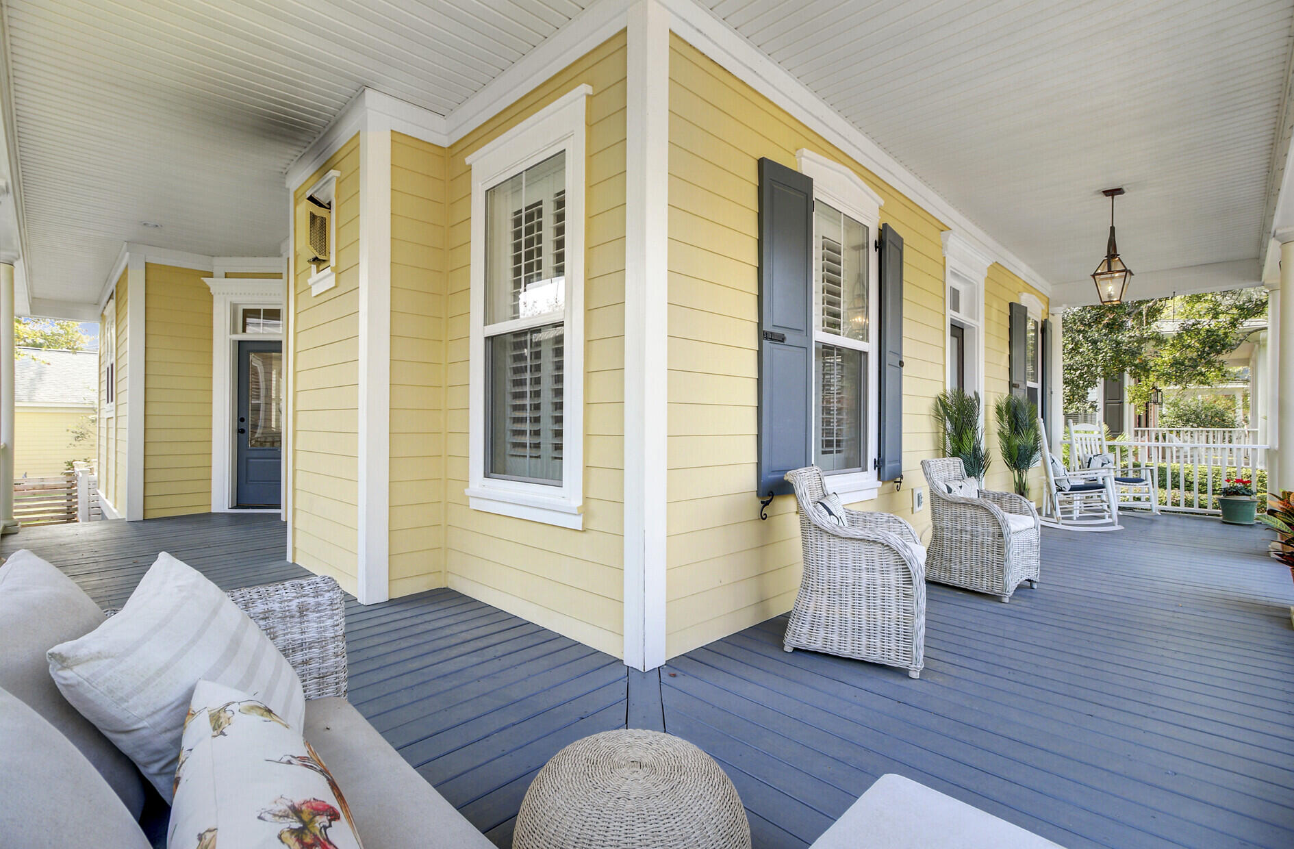 1709 Doldridge Street