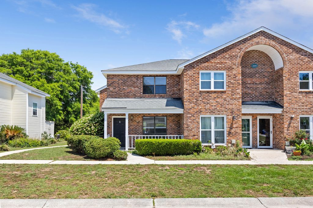 Photo of 1406 Dove Run Drive #A, Charleston, SC 29412 (MLS # 26013116)