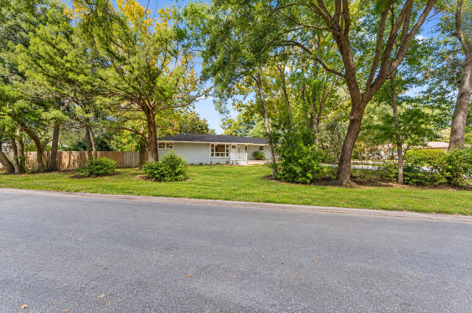 1640 Mcclain Street