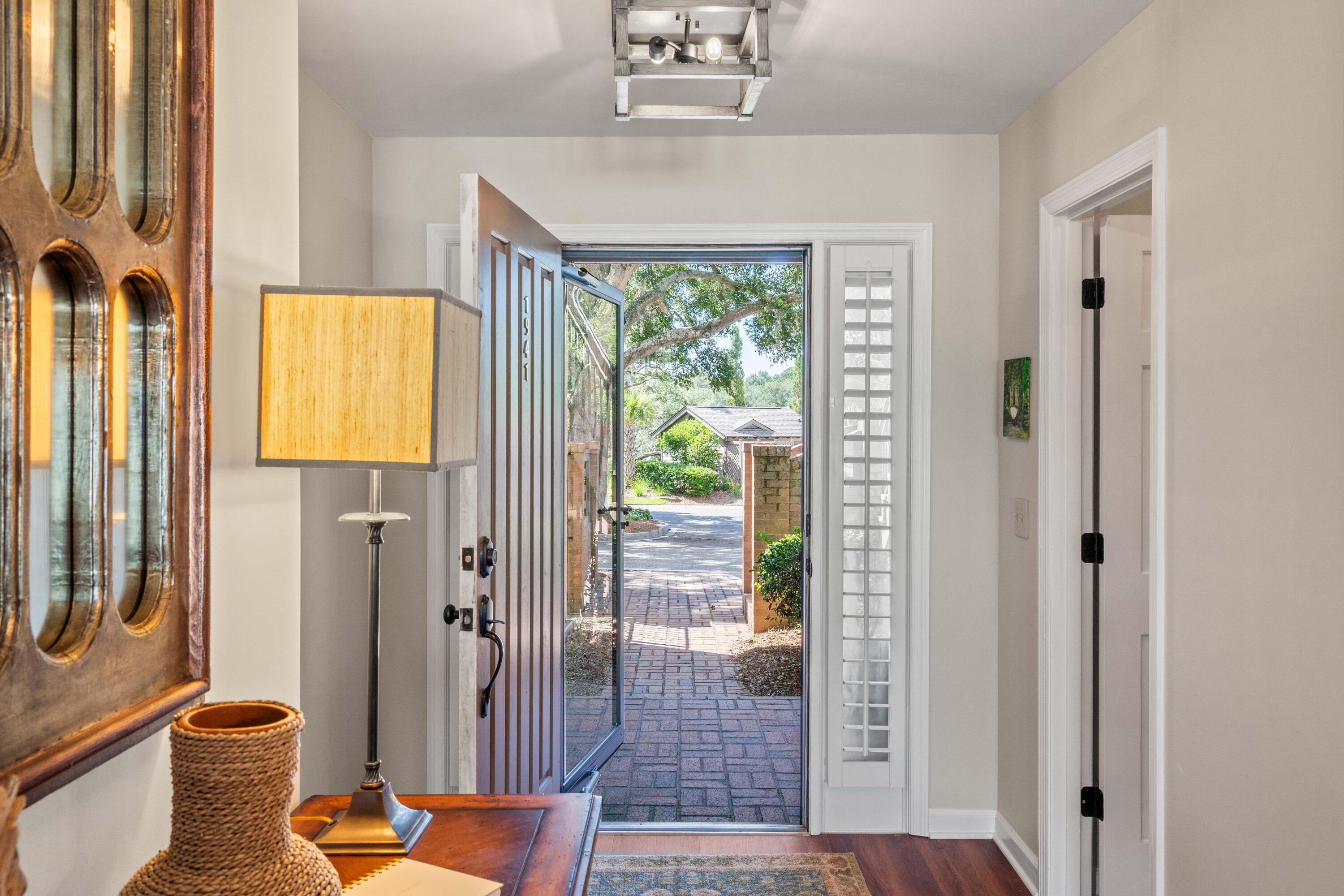 1941 Marsh Oak Lane