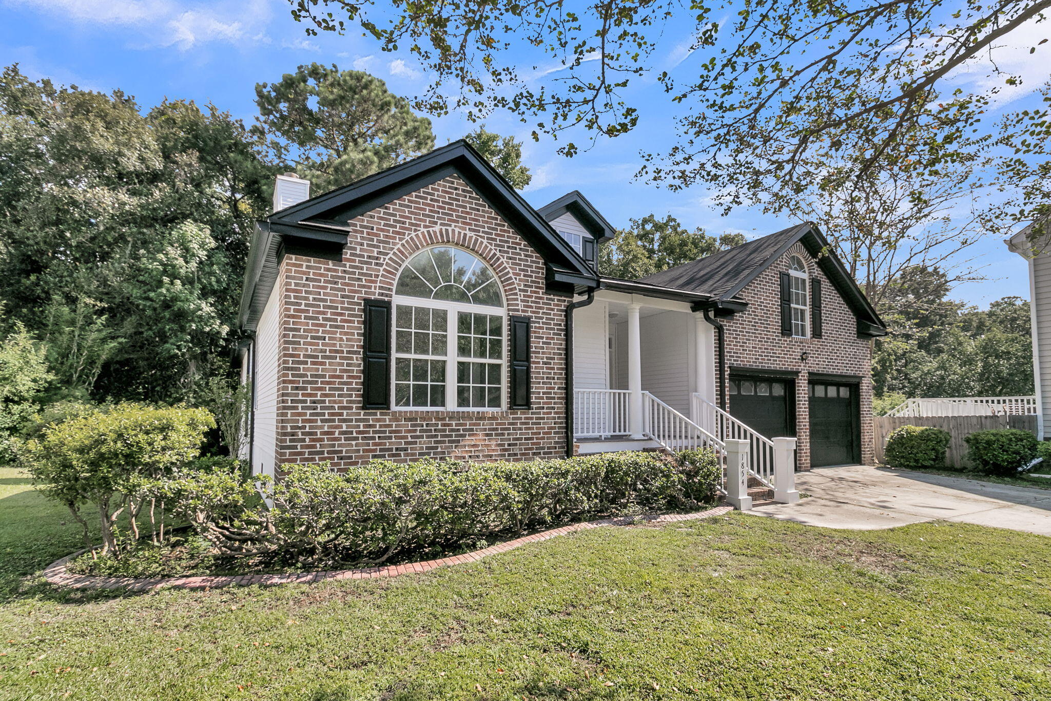 1854 Oleander Court