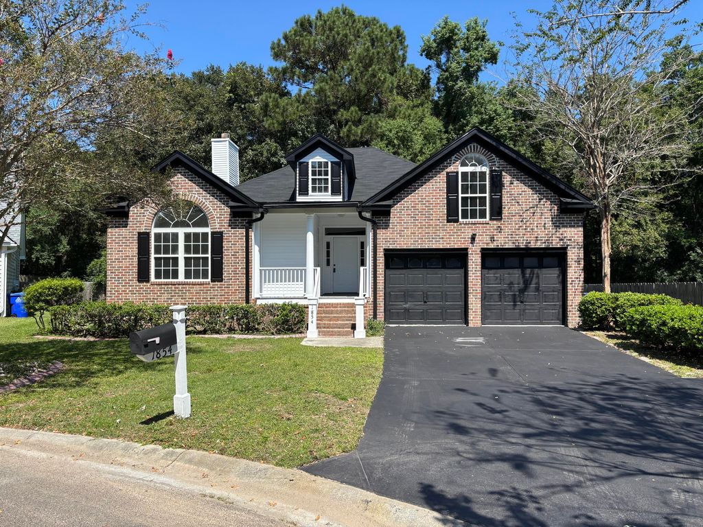 Photo of 1854 Oleander Court, Charleston, SC 29414 (MLS # 26004879)