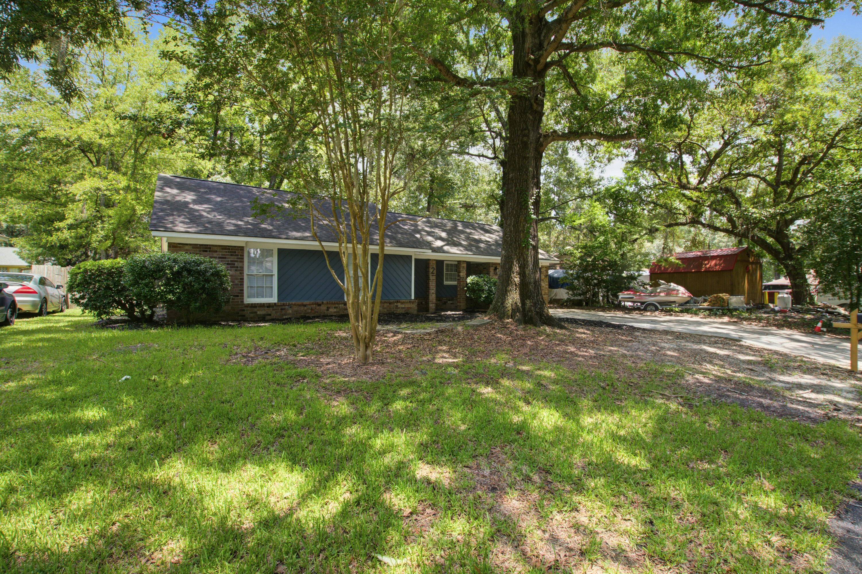 2 Burnt Mills Road