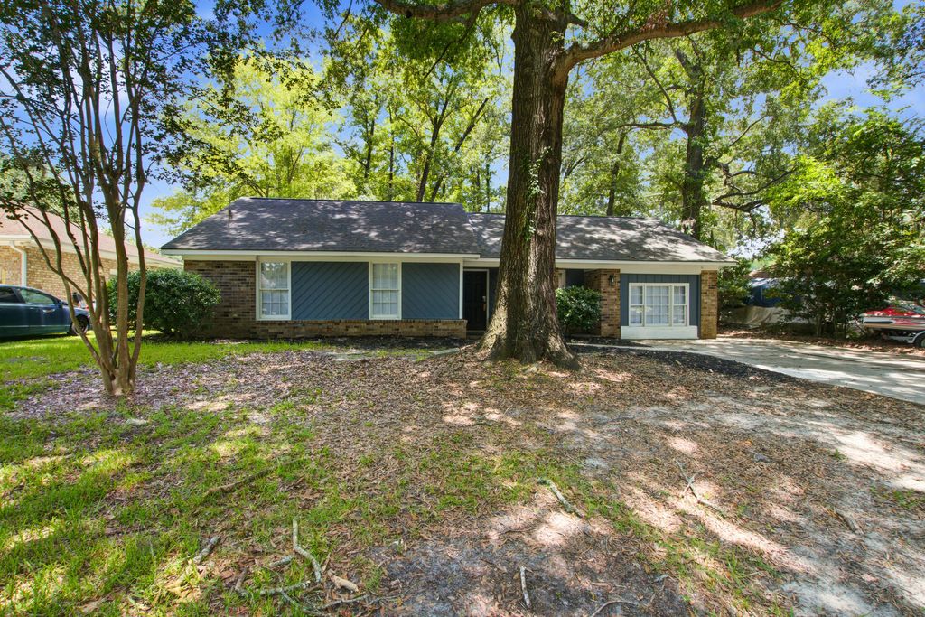 Photo of 2 Burnt Mills Road, Goose Creek, SC 29445 (MLS # 26020878)