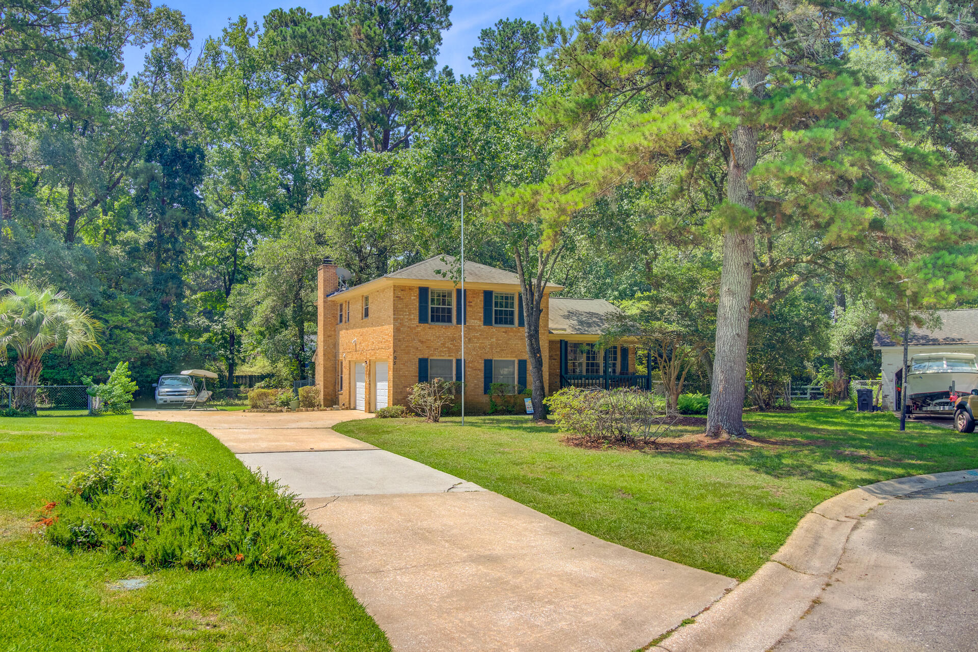 105 Greendale Court