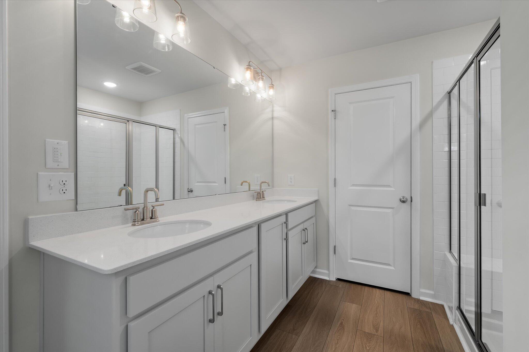 5226 New Palm Court