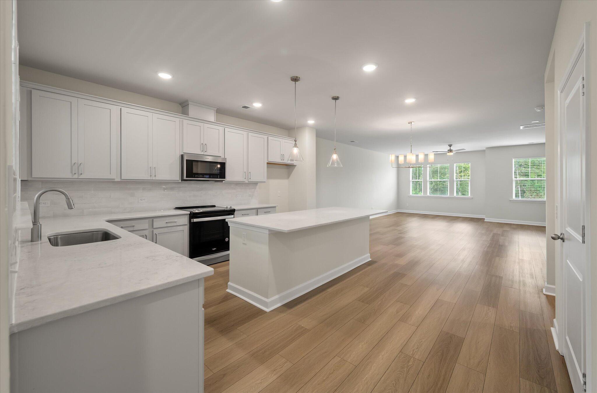 5226 New Palm Court