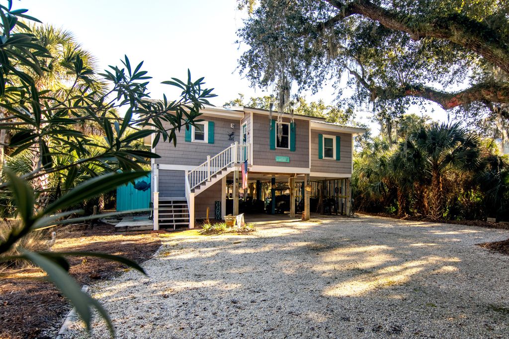 Photo of 3304 Fort Street, Edisto Island, SC 29438 (MLS # 26002873)