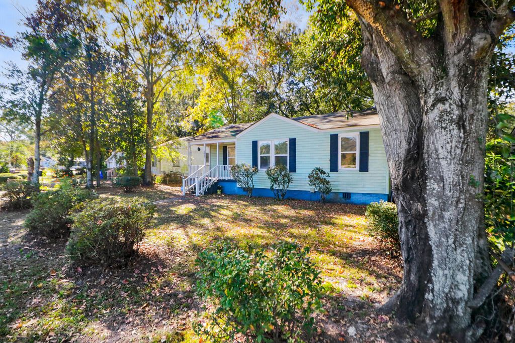 Photo of 2635 Ranger Drive, North Charleston, SC 29405 (MLS # 25030226)