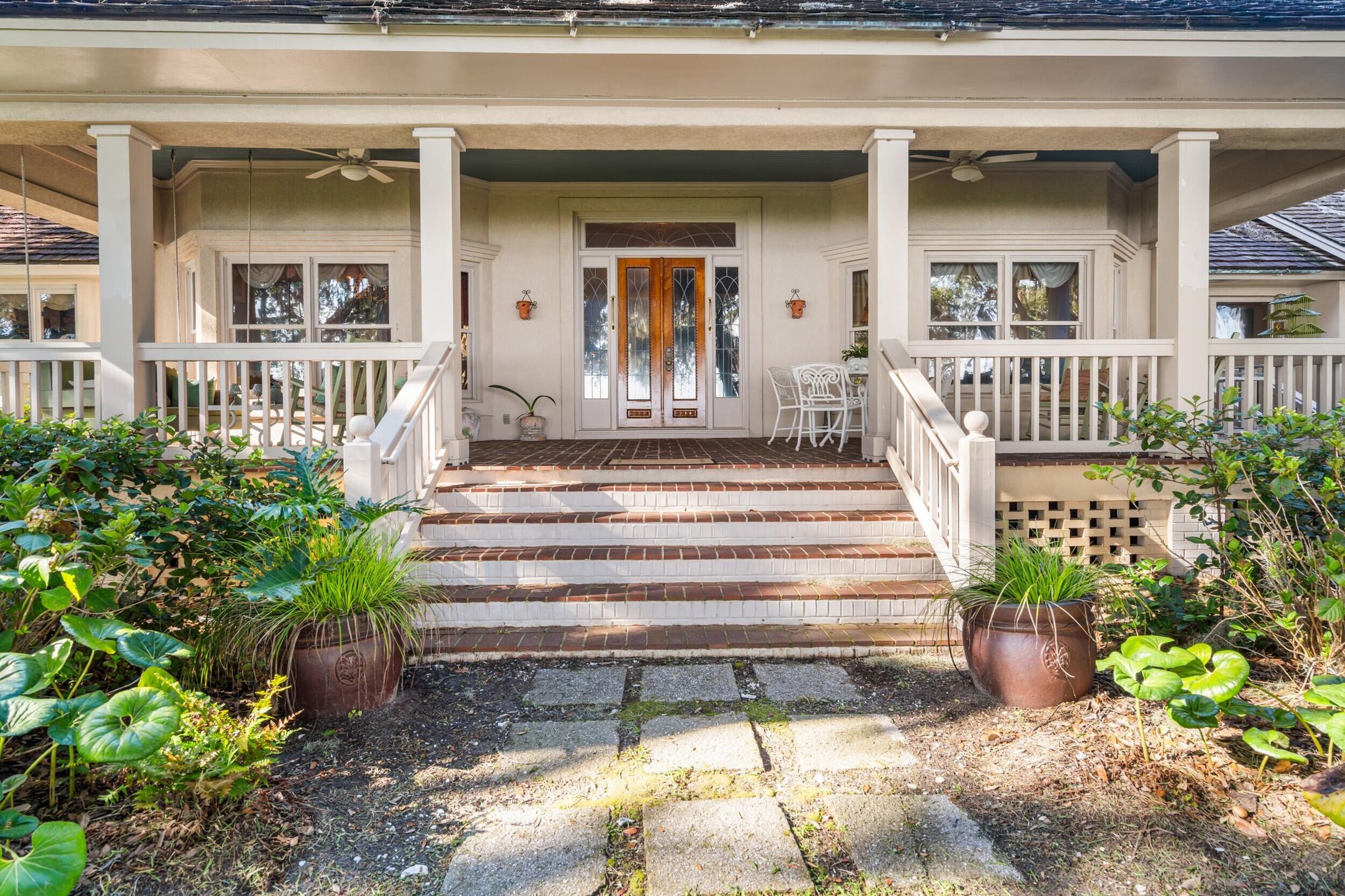 122 Spanish Point Drive