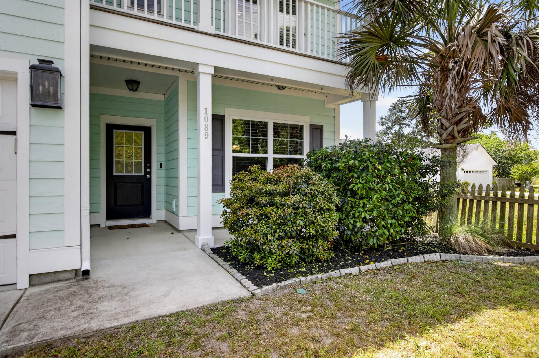 1089 Fort Johnson Road