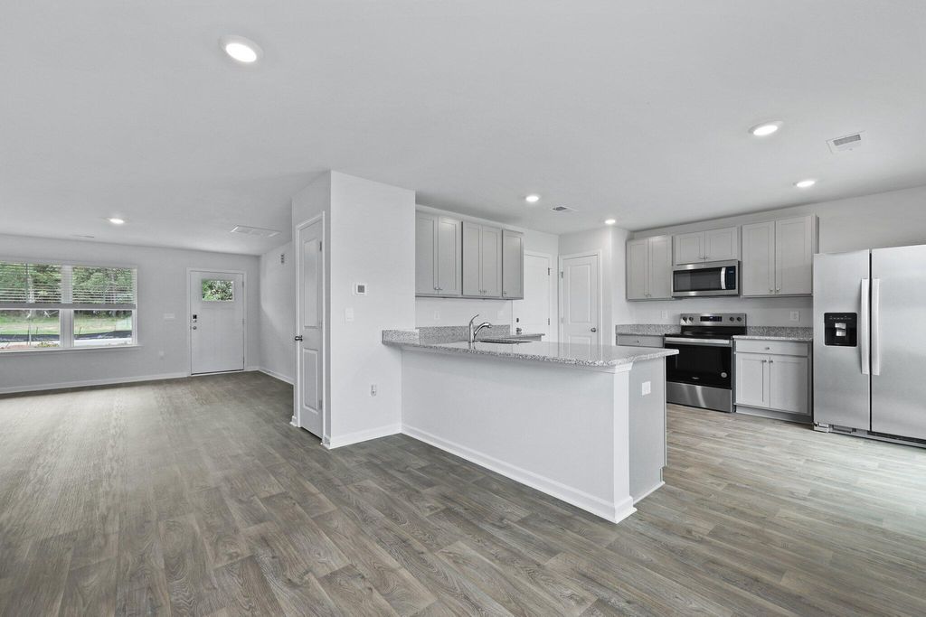 Photo of 223 Yarrow Way, Moncks Corner, SC 29461 (MLS # 25026615)