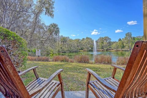 A home in North Charleston