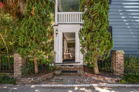 Photo of 7 Greenhill Street, Charleston, SC 29401 (MLS # 26026198)