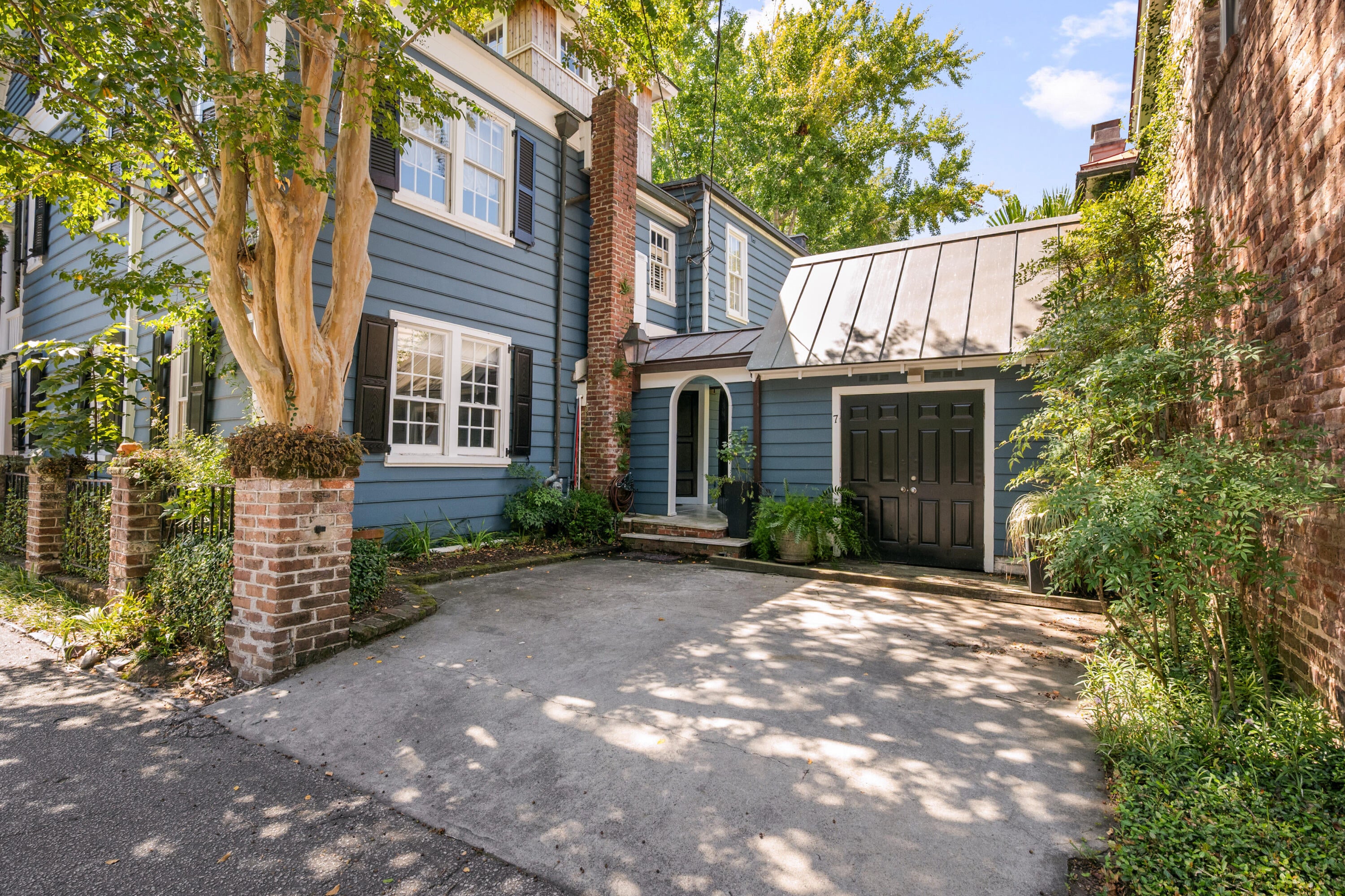 7 Greenhill Street