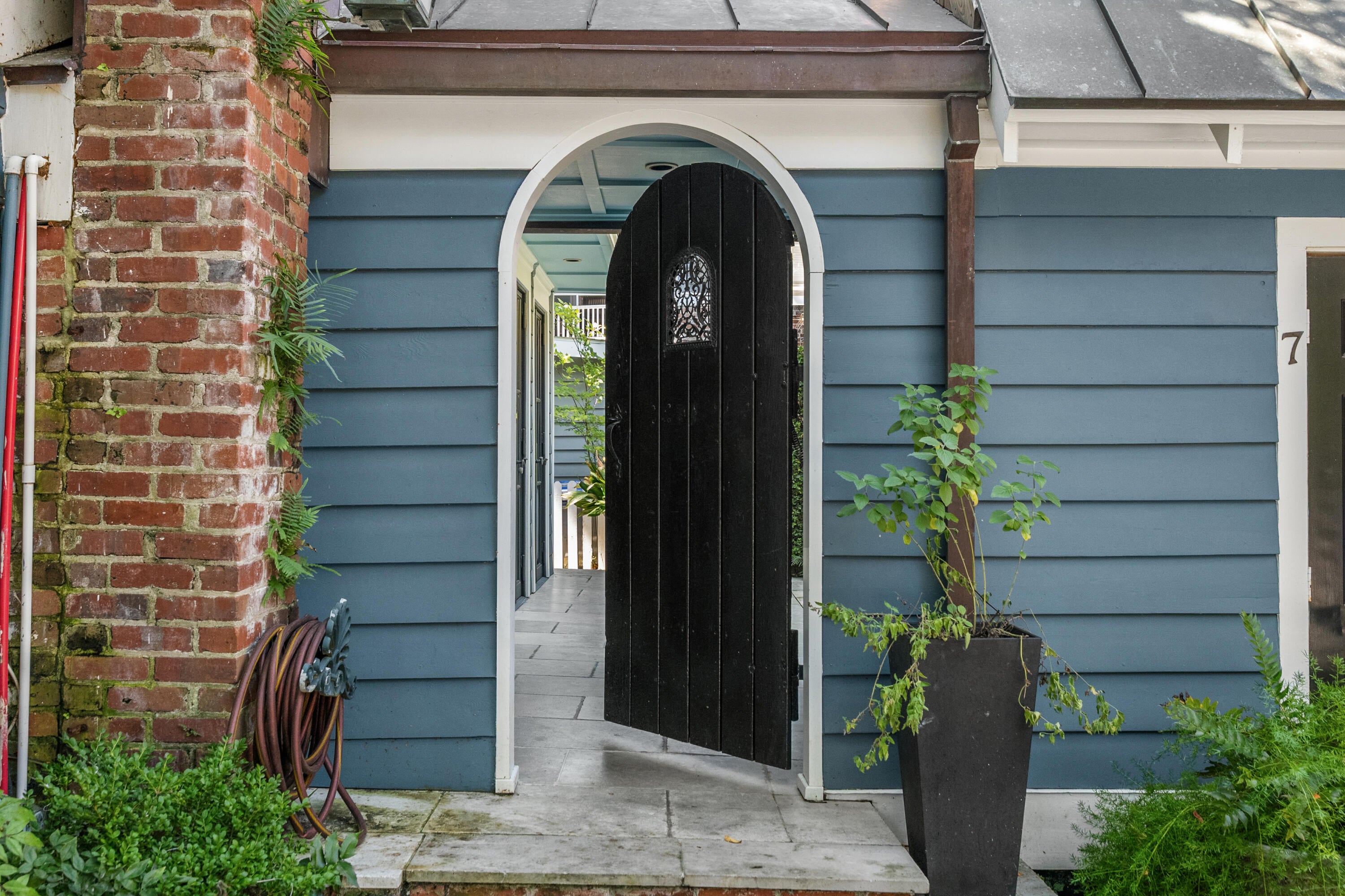 7 Greenhill Street