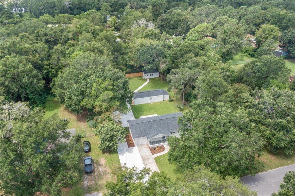 Photo of 1333 Teal Avenue, Charleston, SC 29412 (MLS # 26027242)