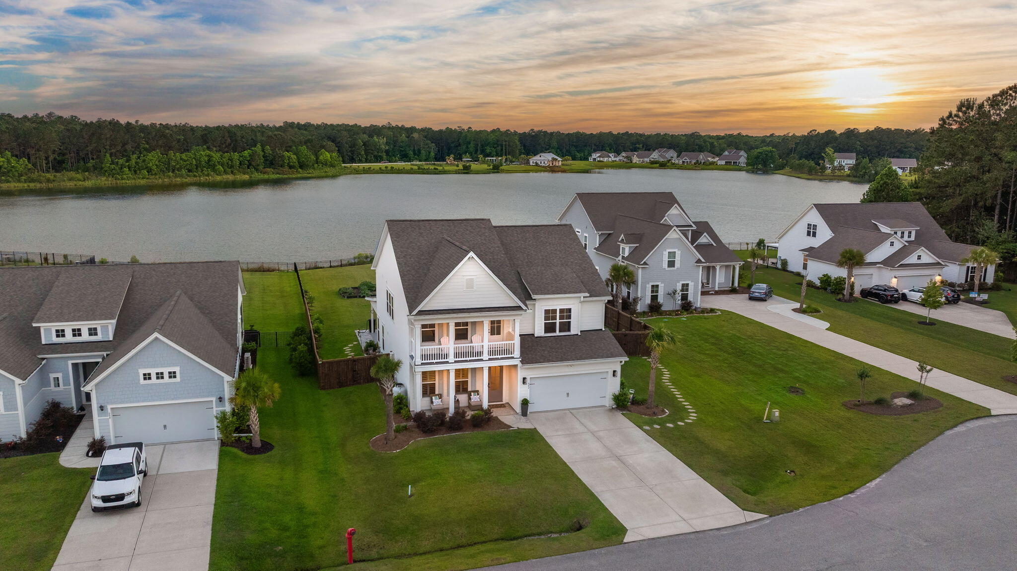 682 Pontoon Road