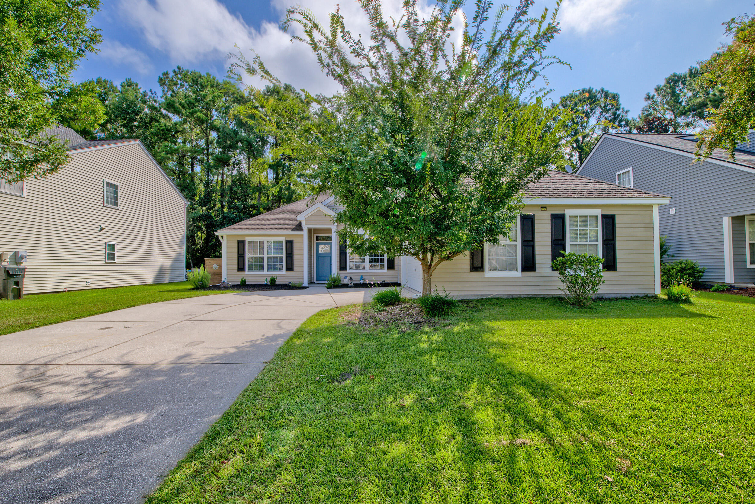 1436 Water Edge Drive