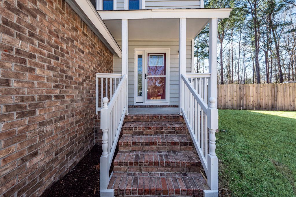 Photo of 232 Knightsbridge Drive, Charleston, SC 29418 (MLS # 26004378)