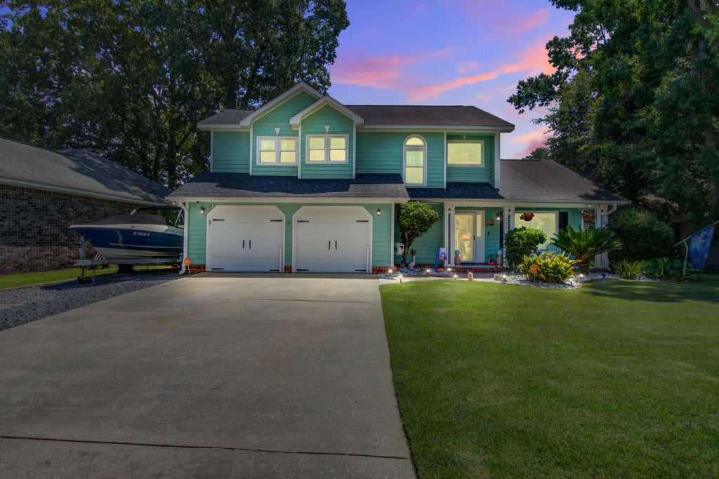 Photo of 205 Knightsbridge Drive, Charleston, SC 29418 (MLS # 26023842)