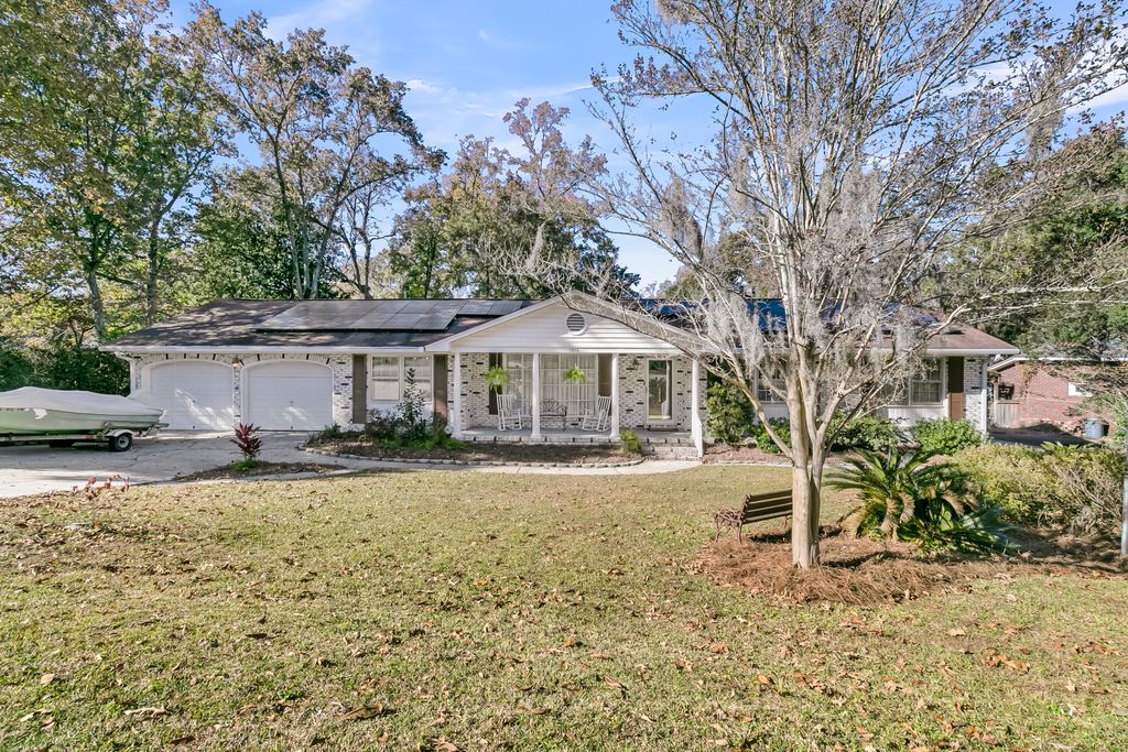 Photo of 1016 Wheeler Drive, Hanahan, SC 29410 (MLS # 25030867)