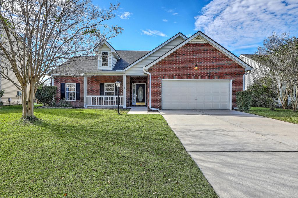 Photo of 164 Cableswynd Way, Summerville, SC 29485 (MLS # 25026771)