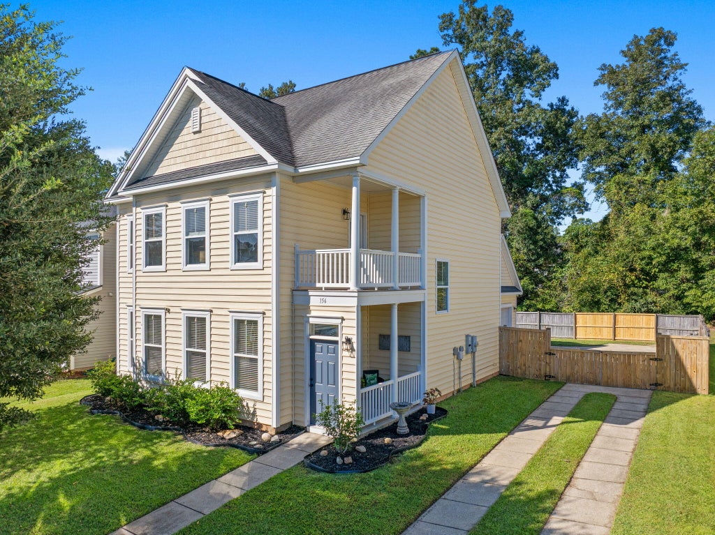 Photo of 156 Pavilion Street, Summerville, SC 29483 (MLS # 26027275)