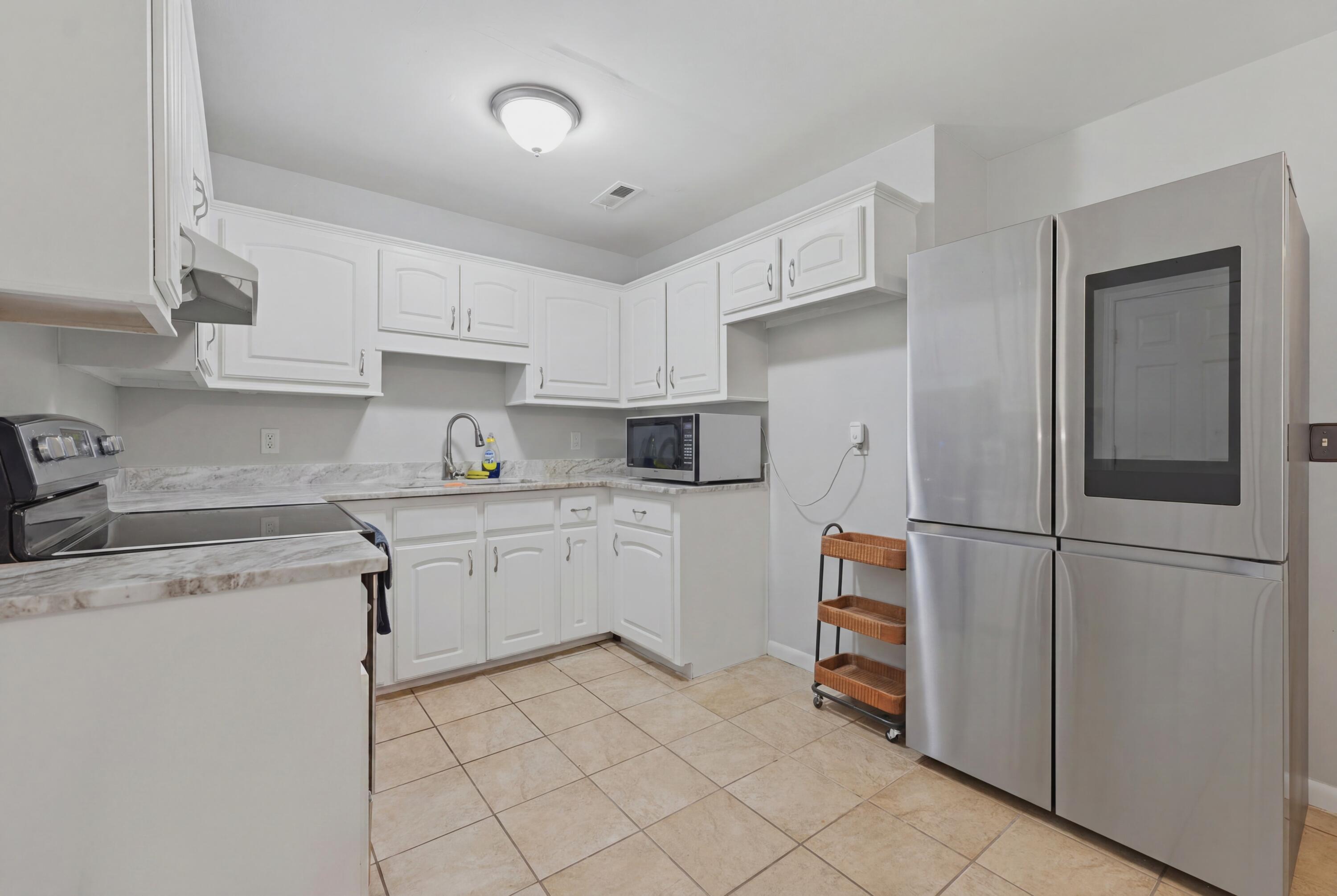 7914 Ebony Court
