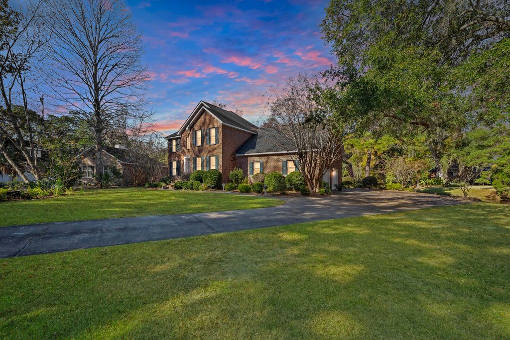 Photo of 2476 Vaucluse Road, Charleston, SC 29414 (MLS # 25031773)