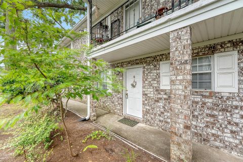 Photo of 516 Arlington Drive #B4, Charleston, SC 29414 (MLS # 25015664)