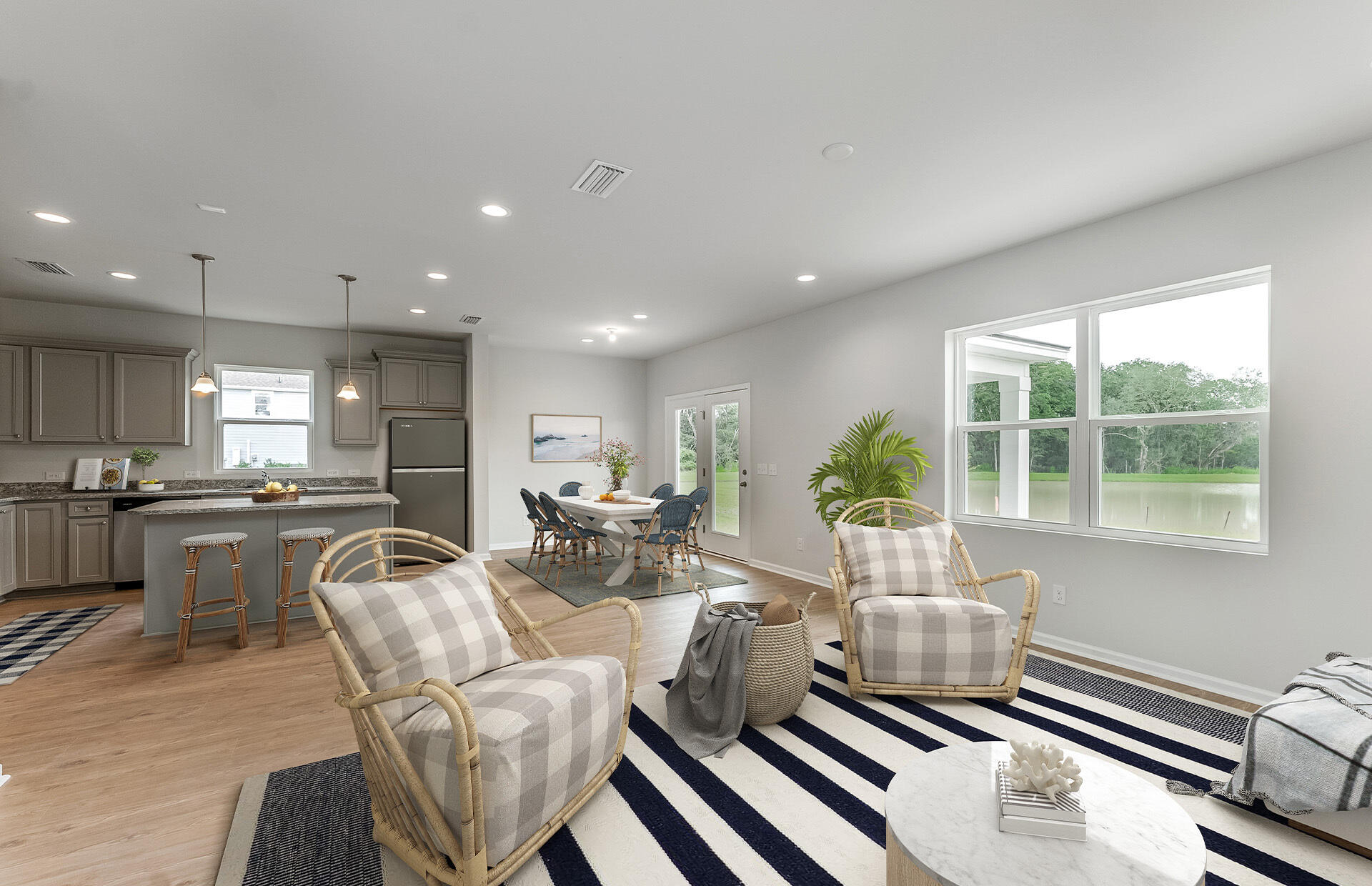 806 Meadowbrook Lane