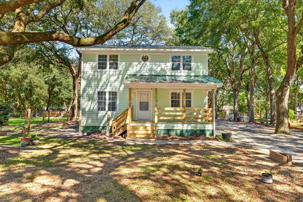 Photo of 1531 Southwick Drive, Johns Island, SC 29455 (MLS # 26027928)