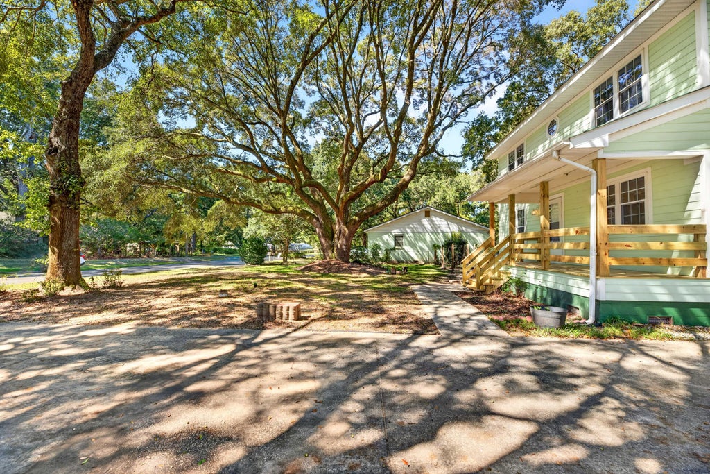 Photo of 1531 Southwick Drive, Johns Island, SC 29455 (MLS # 26027928)