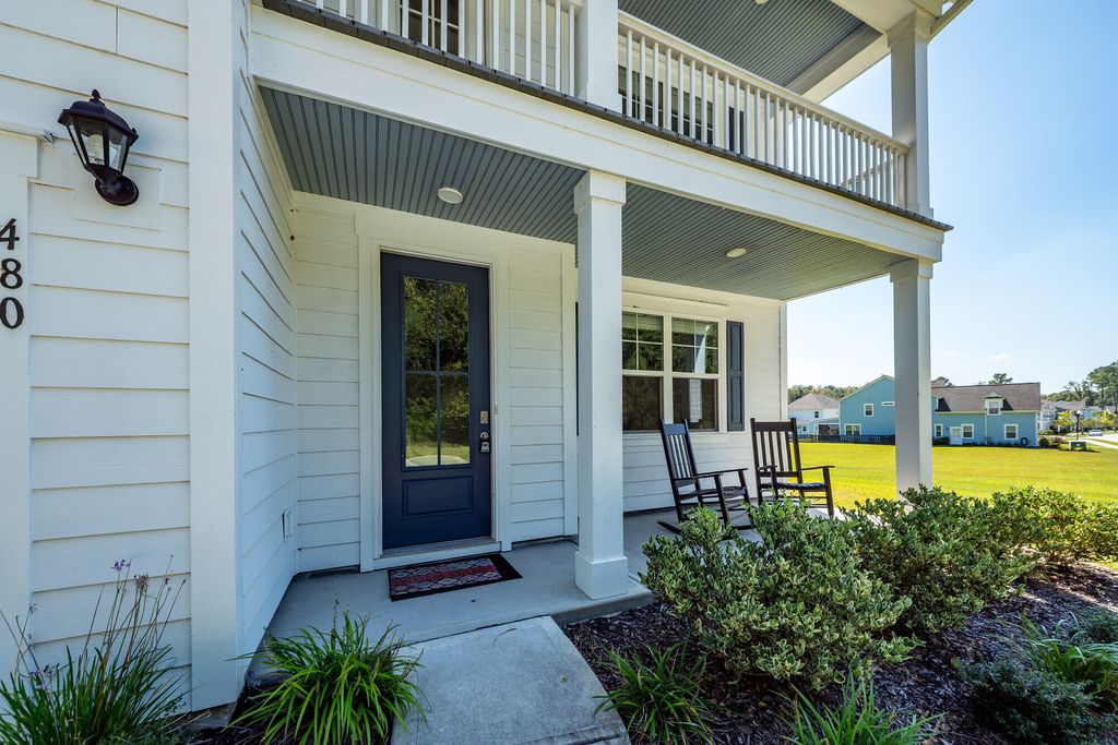 Photo of 480 Oak View Way, Summerville, SC 29483 (MLS # 25026259)