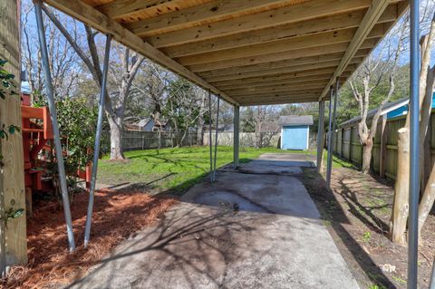 A home in North Charleston