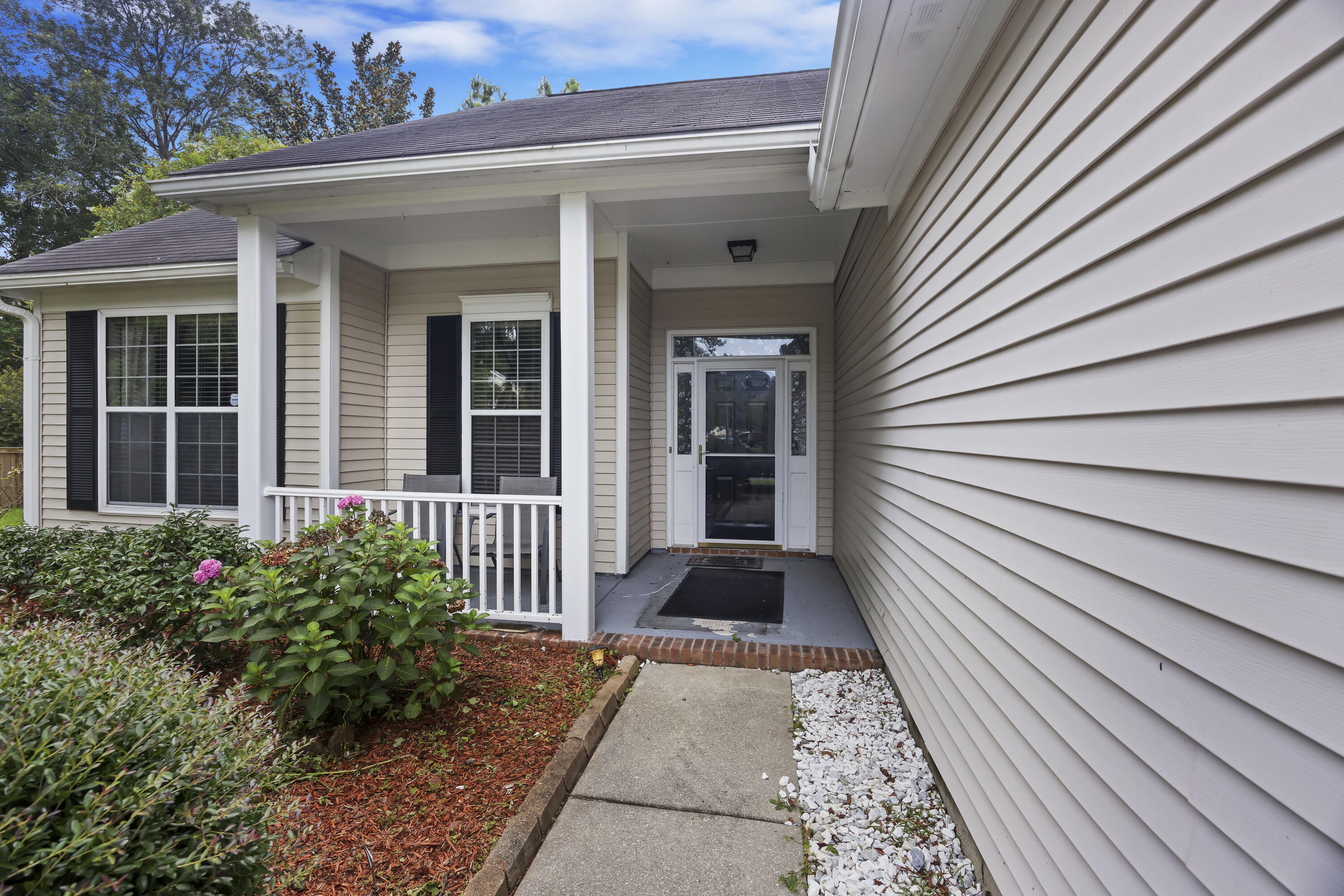 3438 Farmers Market Drive
