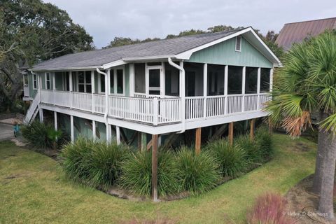 A home in Folly Beach