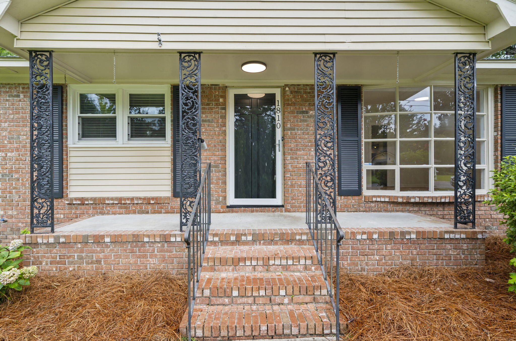 1810 Wedgefield Road