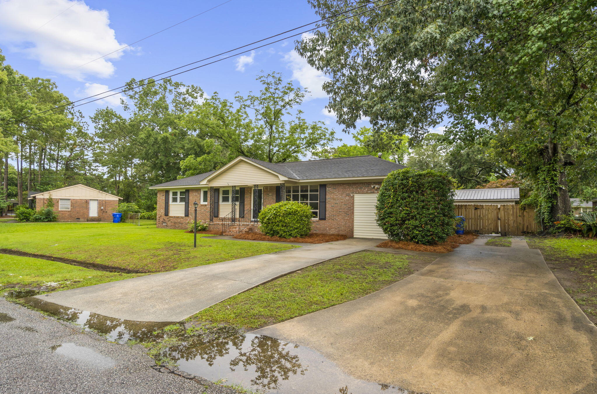 1810 Wedgefield Road