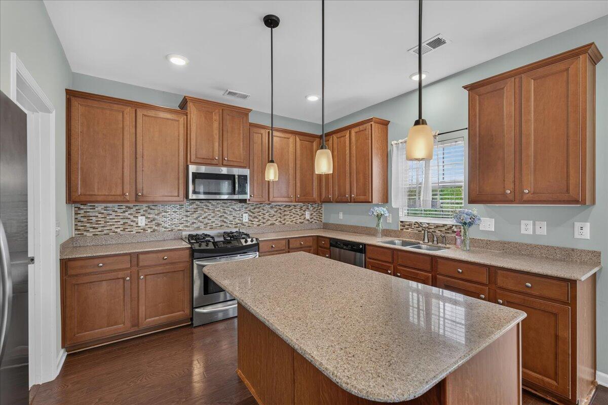 6012 Snead Lane
