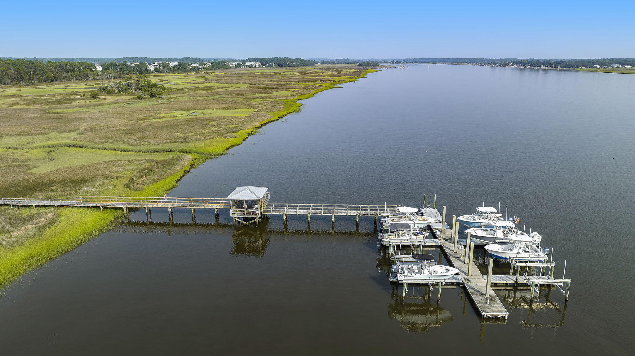 1499 Palmcrest Dr Drive