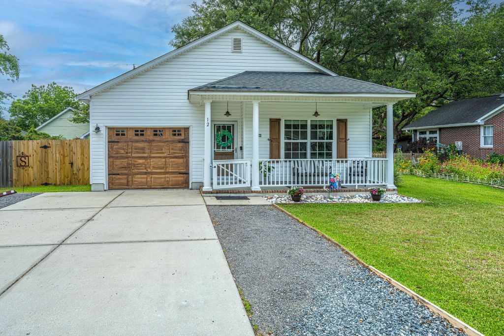 Photo of 12 Tovey Road, Charleston, SC 29407 (MLS # 26015411)