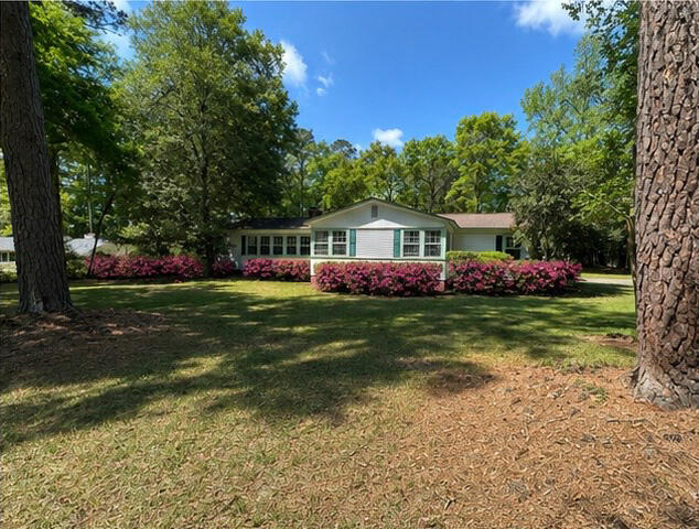 238 Club Acres Boulevard
