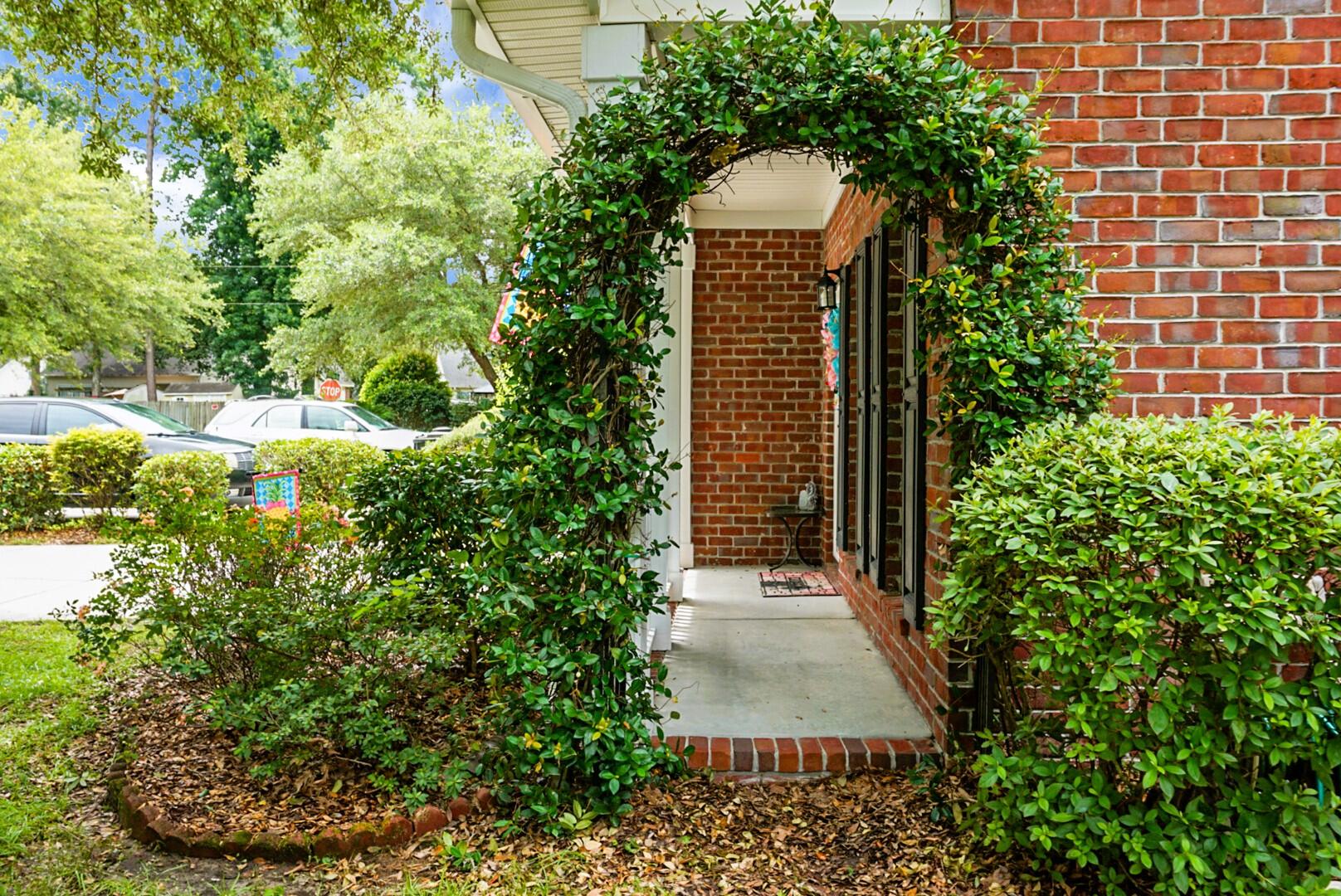 107 Walden Ridge Way