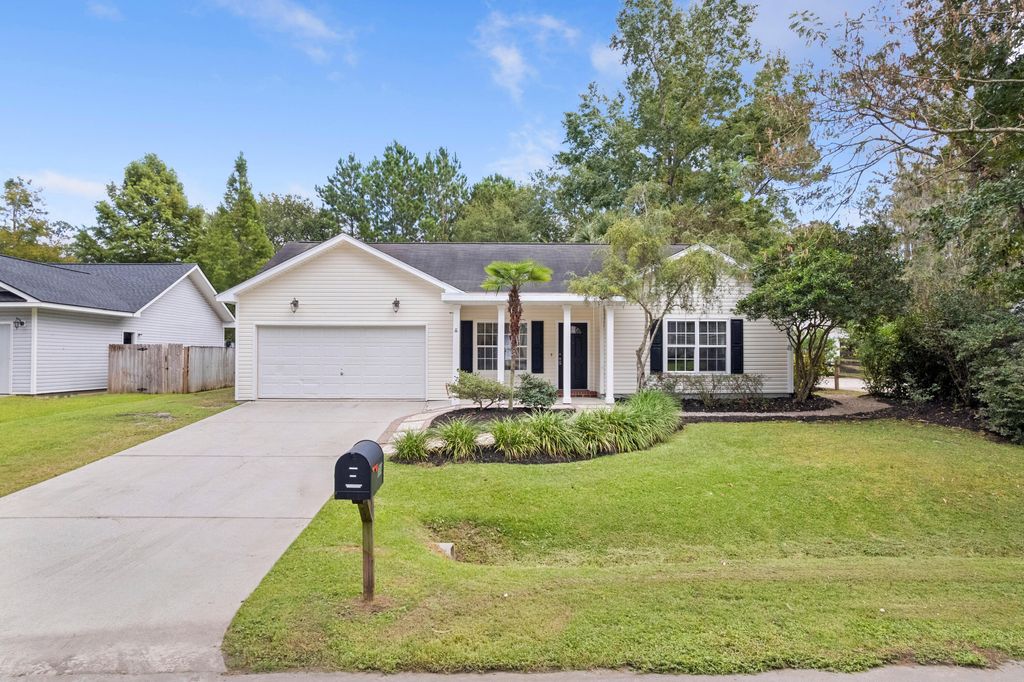 Photo of 714 Ponderosa Drive, Charleston, SC 29414 (MLS # 25027171)