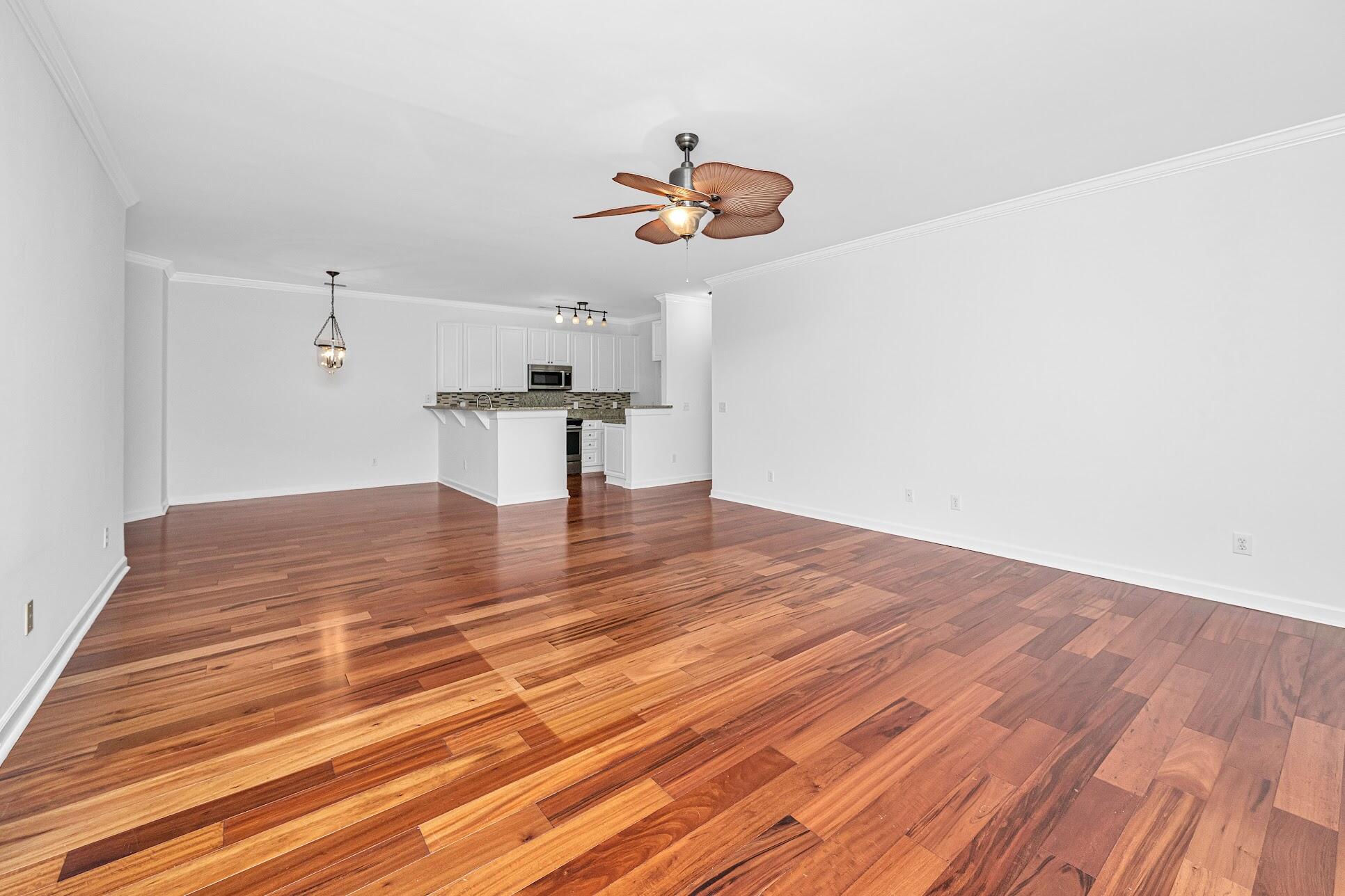 1476 Belcourt Lane