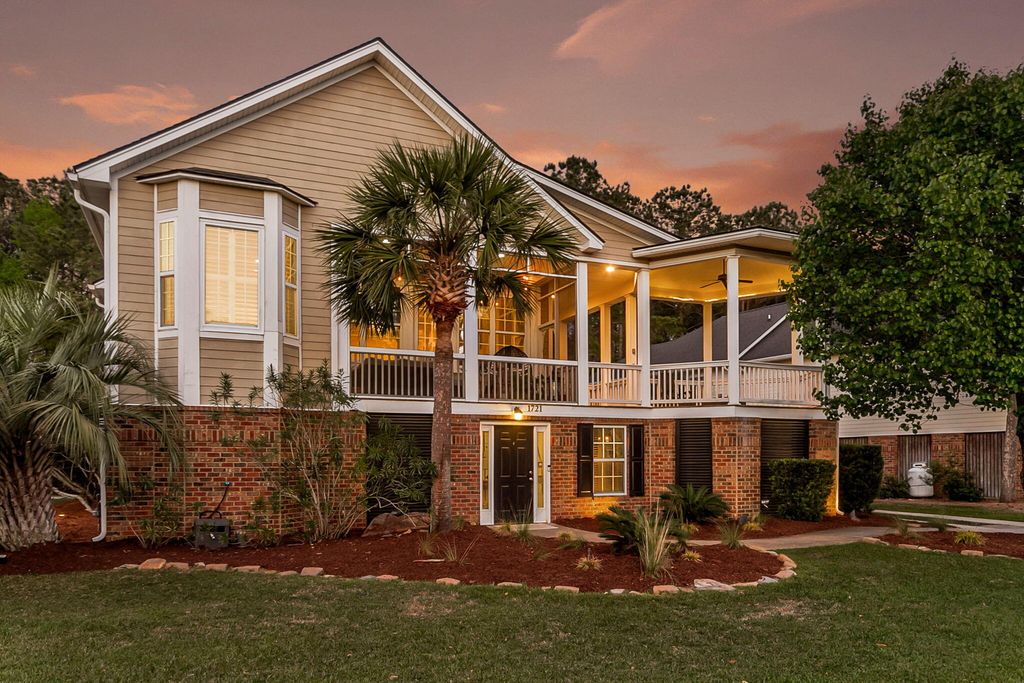 Photo of 1721 Rivertowne Country Club Drive, Mount Pleasant, SC 29466 (MLS # 26011742)