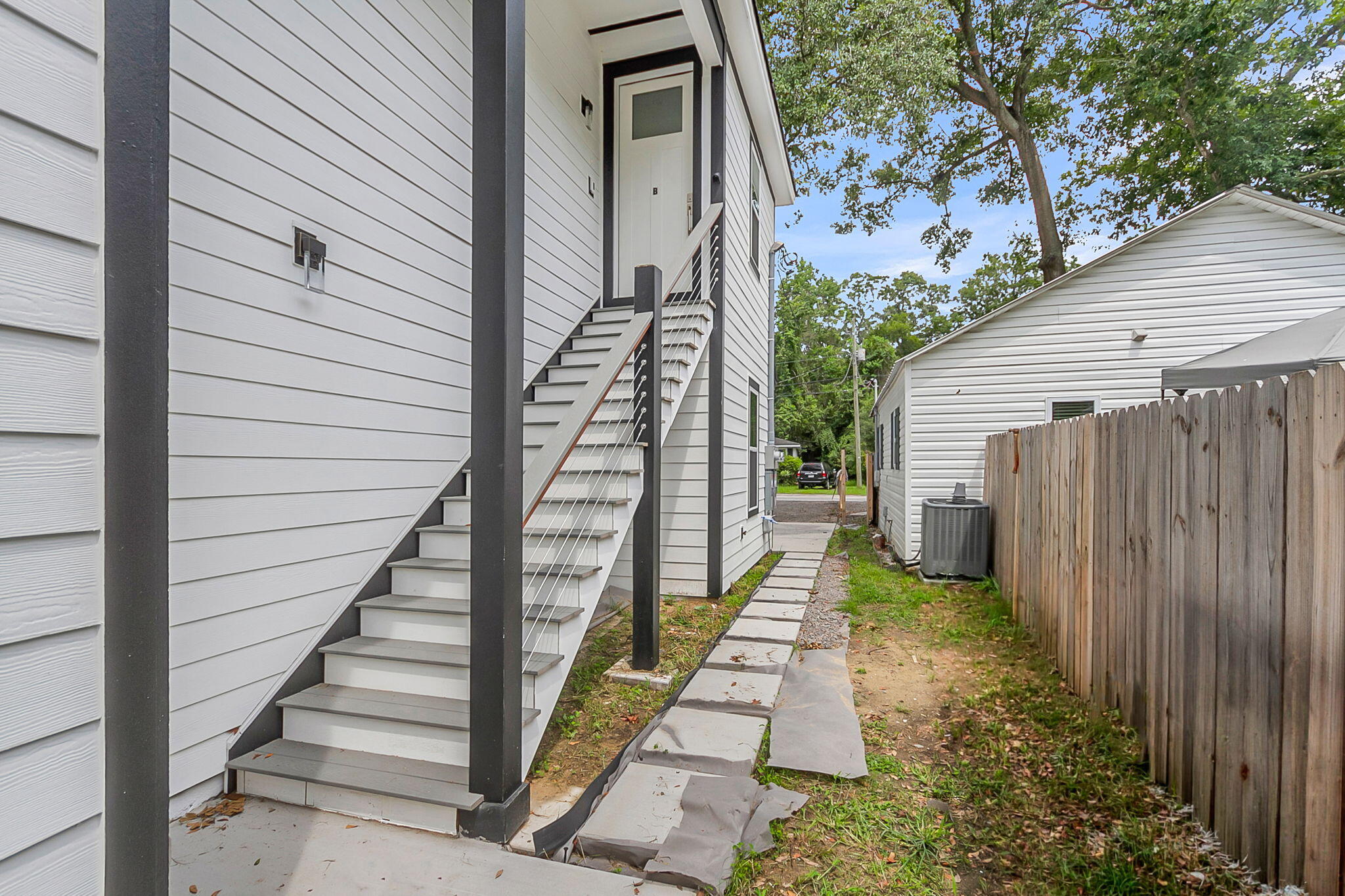 1983 Macon Avenue A & B